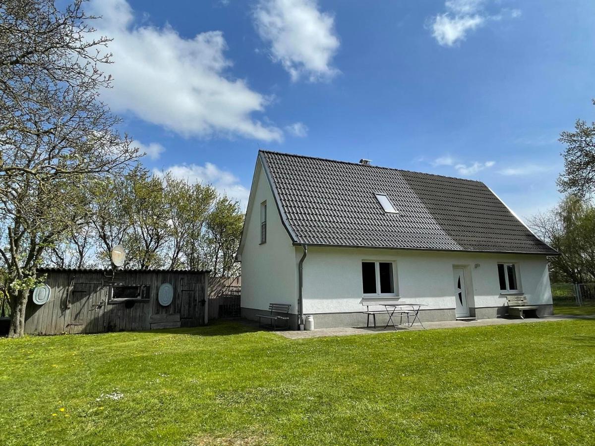 Kleines Haus Am Feld Villa Rehna ภายนอก รูปภาพ